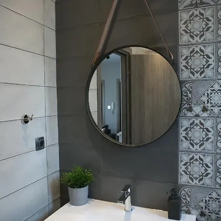 Sts Eight 7 New Luxury Apartment Thessaloniki Exterior photo