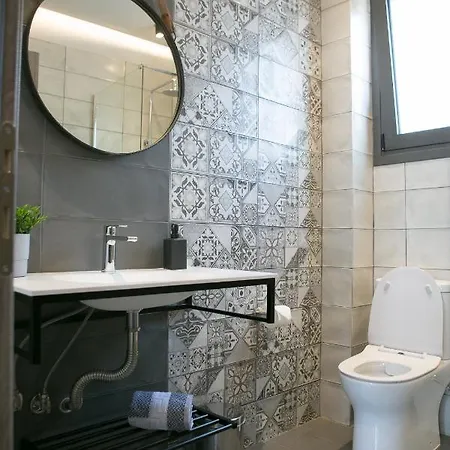 Sts Eight 7 New Luxury Apartment Thessaloniki Exterior photo